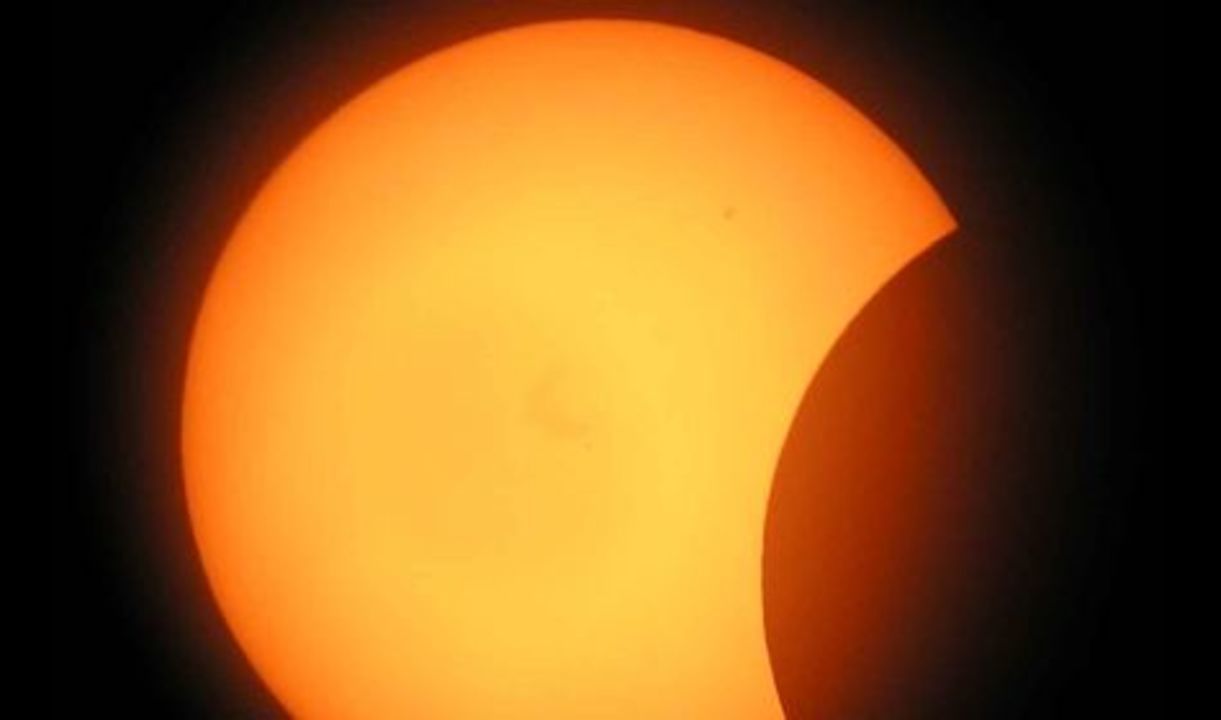Solar-Eclipse-1715